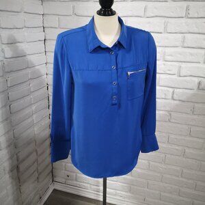 Marie Claire Ladies Size Medium Royal Blue 5 Button Closure Blouse